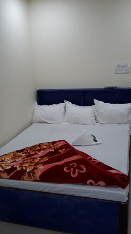 Oyo 66643 Khan Guest House Kalkuta Zewnętrze zdjęcie